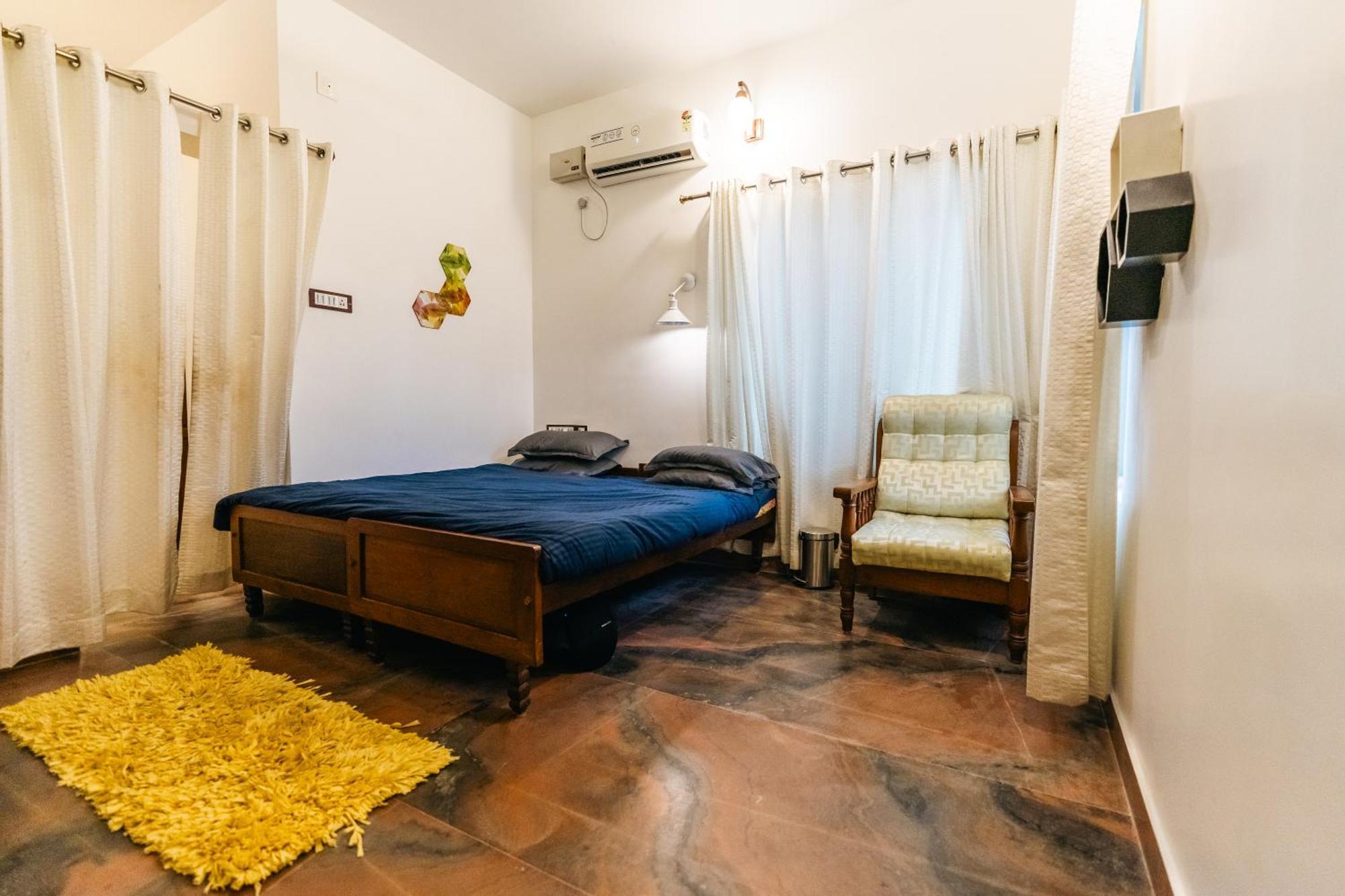Hexa Retreat Space - Airport Homestay *